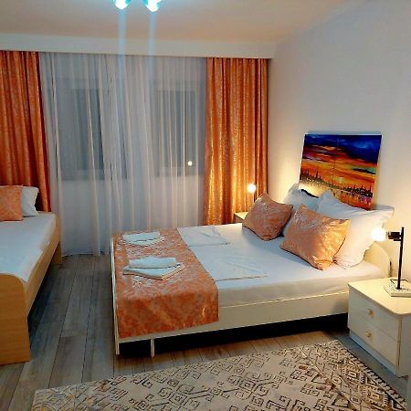 Big Delux Apartment Мостар Екстериор снимка
