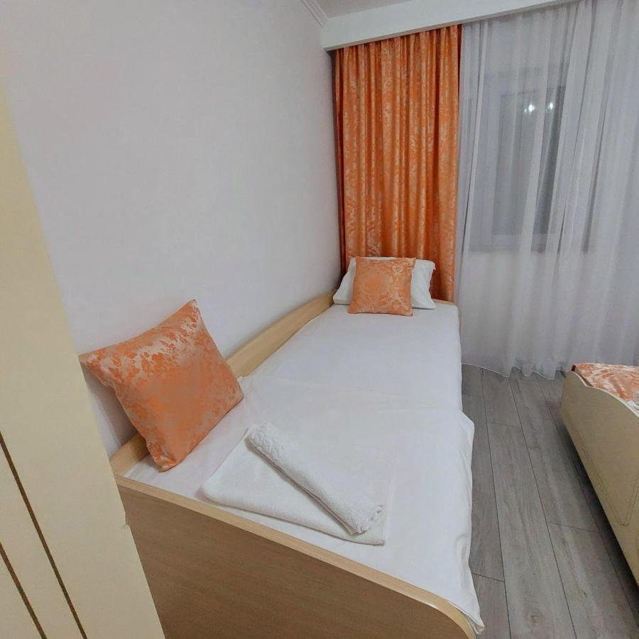 Big Delux Apartment Мостар Екстериор снимка