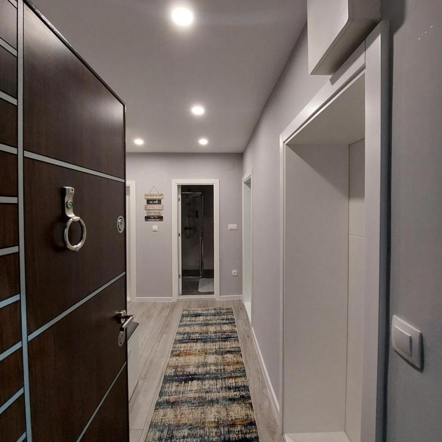 Big Delux Apartment Мостар Екстериор снимка